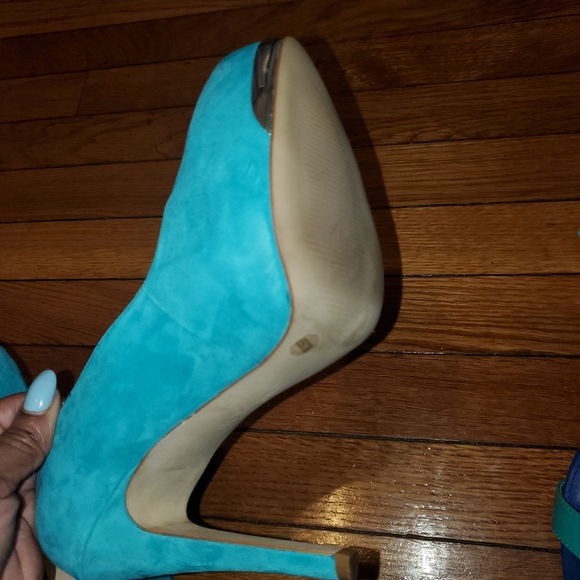 BCBG High Heels - Picture 4 of 4